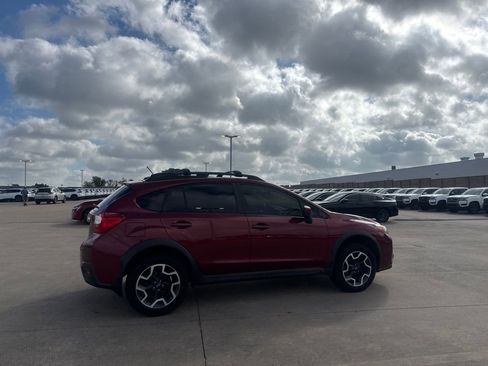 Used 2017 Subaru Crosstrek 2.0i Premium w/ Moonroof Package AWD/4WD image 20