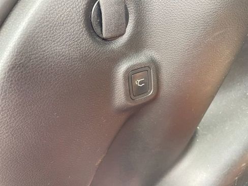 Used 2017 Jeep Compass Trailhawk w/ Leather Interior Group image 11