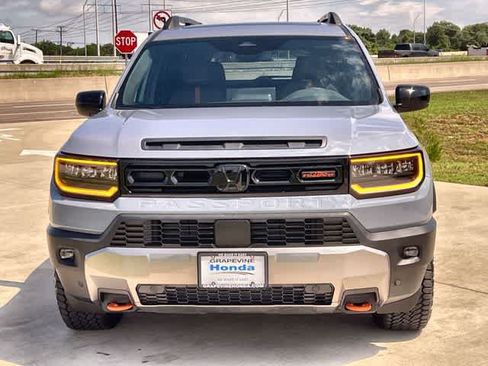 Used 2026 Honda Passport TrailSport image 7