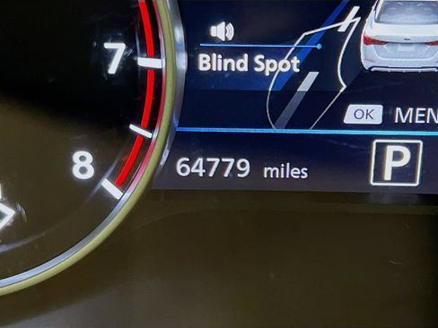 Used 2021 Nissan Sentra SV FWD image 12