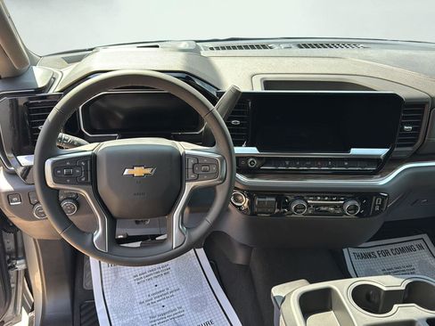 New 2026 Chevrolet Silverado 2500 LT w/ Convenience Package AWD/4WD image 10