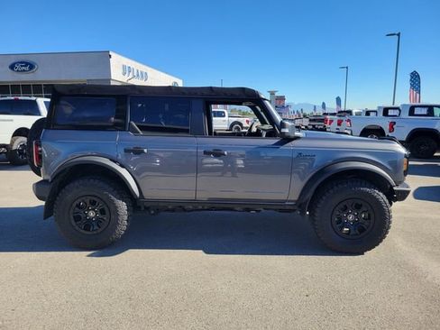 Used 2022 Ford Bronco Wildtrak image 7