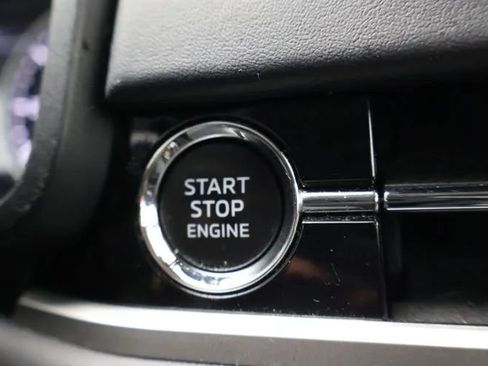 Used 2024 Mitsubishi Outlander Ralliart AWD/4WD image 27