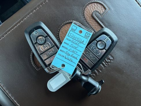 Used 2025 Ford F250 King Ranch AWD/4WD image 40