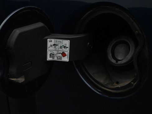 Used 2018 Ford F150 Lariat RWD image 11