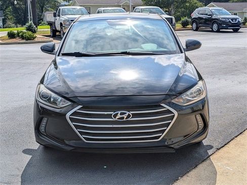 Used 2017 Hyundai Elantra Value Edition image 2