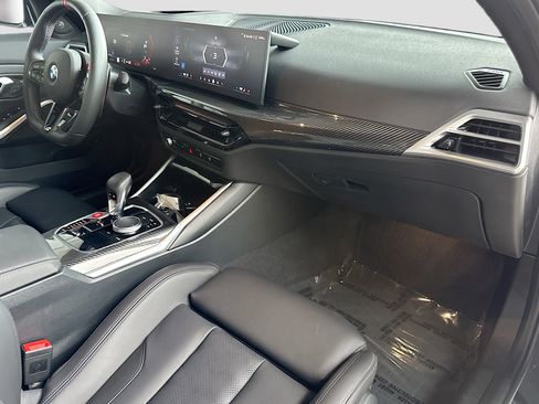 Used 2025 BMW M3 Competition w/ Executive Package image 30