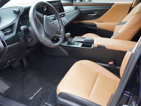 Used 2022 Lexus ES 350 w/ Premium Package FWD image 7
