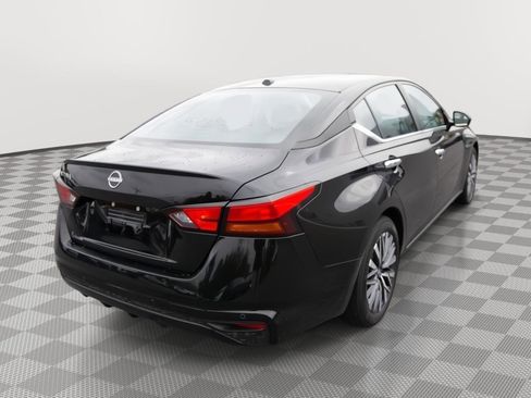 Used 2025 Nissan Altima 2.5 SV FWD image 5