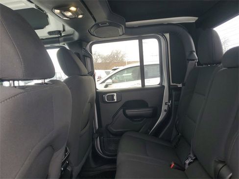Used 2020 Jeep Gladiator Sport w/ Quick Order Package 24S image 8