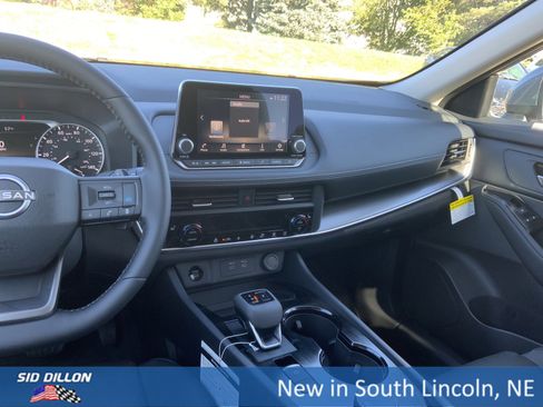 New 2026 Nissan Rogue SV w/ SV Premium Package image 7