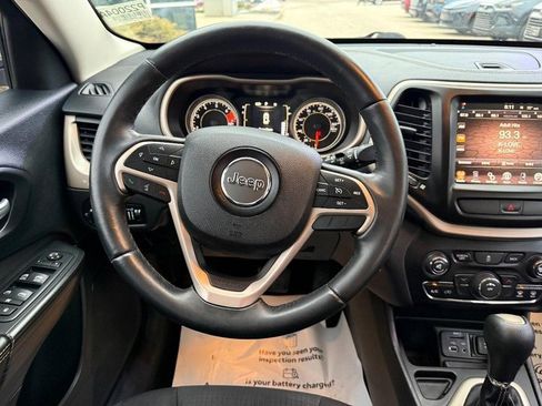 Used 2016 Jeep Cherokee Latitude image 14