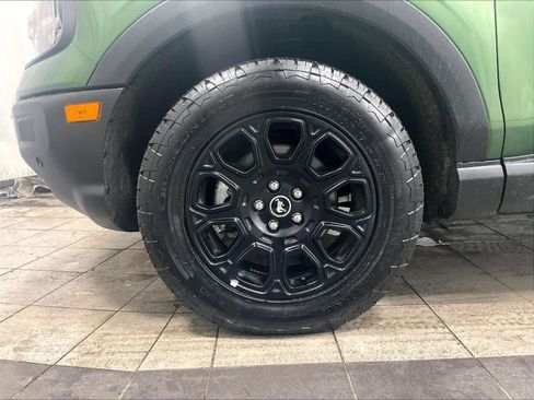 Used 2025 Ford Bronco Sport Badlands image 7