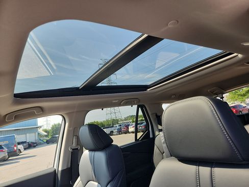 New 2026 Honda Pilot Touring image 11