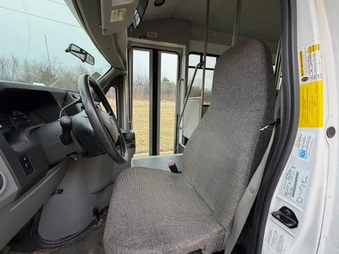 Used 2013 Ford E-350 and Econoline 350 Super Duty w/ Shuttle Bus Prep Pkg RWD image 12