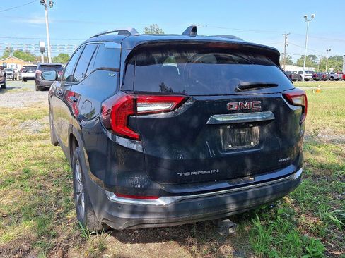 Used 2022 GMC Terrain SLT image 14