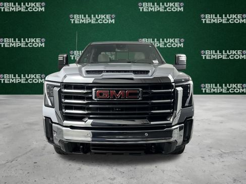 Used 2024 GMC Sierra 2500 SLT w/ SLT Premium Package image 9