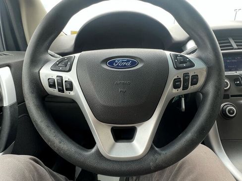 Used 2013 Ford Edge SE image 17
