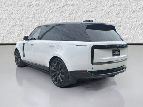 Used 2023 Land Rover Range Rover SV AWD/4WD image 5