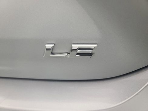 Used 2025 Toyota Camry LE image 14