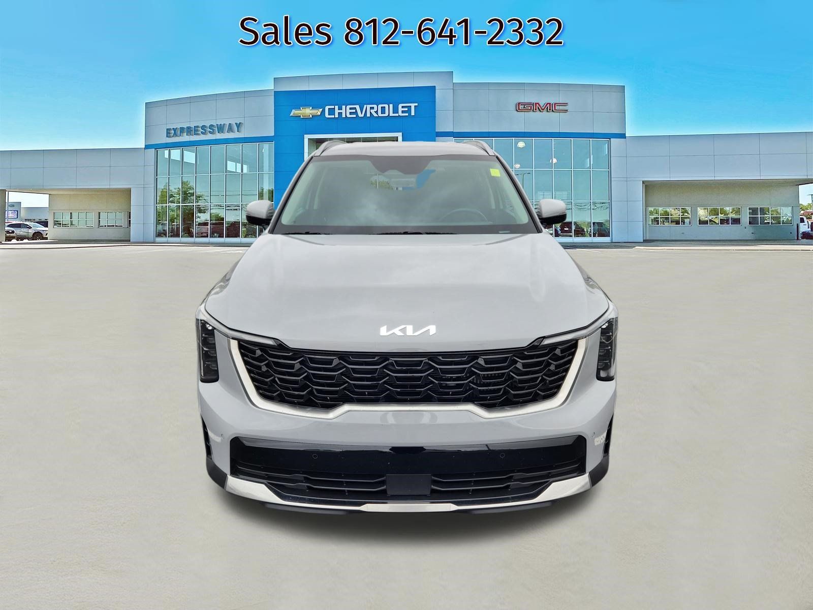Used 2025 Kia Sorento EX FWD image 2