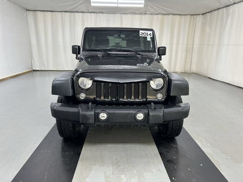 Used 2014 Jeep Wrangler Unlimited Sport w/ Quick Order Package 24S AWD/4WD image 3