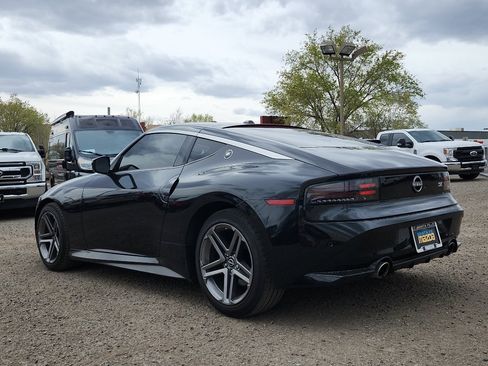 Used 2024 Nissan Z Sport w/ Floor Mat Package RWD image 8