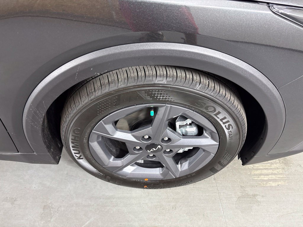 New 2026 Kia K4 FWD image 11