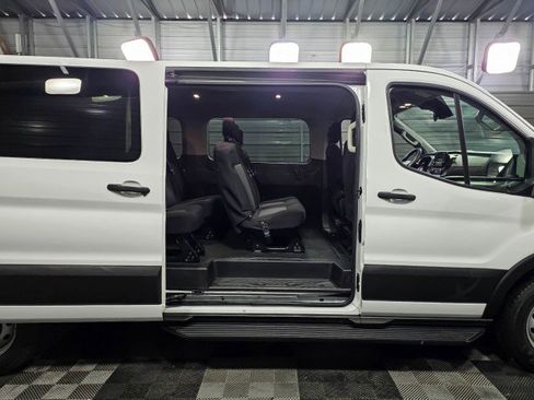 Used 2022 Ford Transit 350 XL image 11