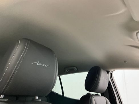 Used 2025 Buick Encore GX Avenir w/ Avenir Technology Package image 23