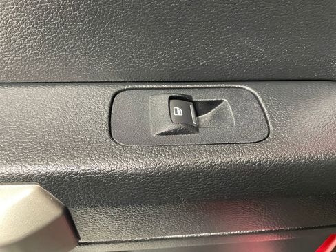 Used 2020 Ford F150 Lariat image 39