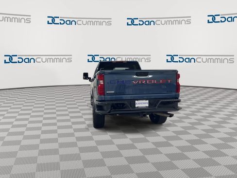 Used 2025 Chevrolet Silverado 2500 Custom w/ Custom Value Package AWD/4WD image 7