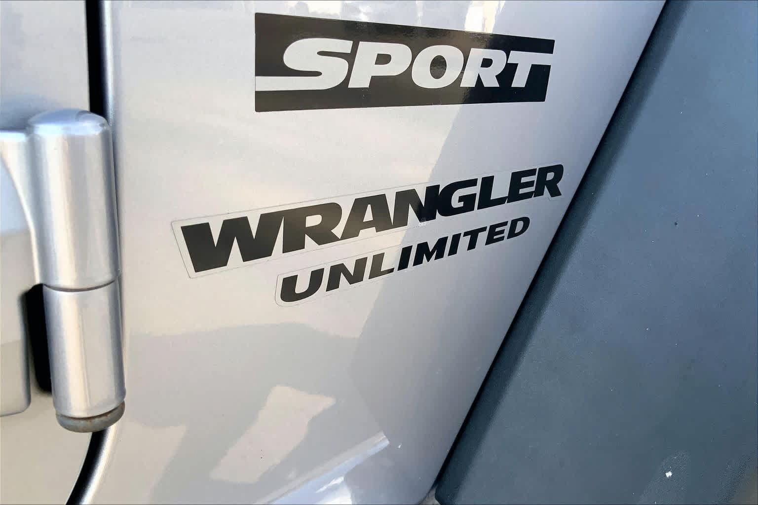 Used 2017 Jeep Wrangler Unlimited Sport w/ Quick Order Package 24S AWD/4WD image 30