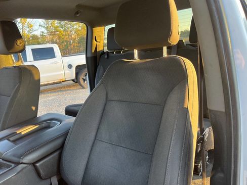 Used 2020 Chevrolet Silverado 2500 LT w/ Convenience Package image 25