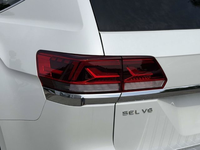 Certified 2023 Volkswagen Atlas SEL Premium AWD/4WD image 9