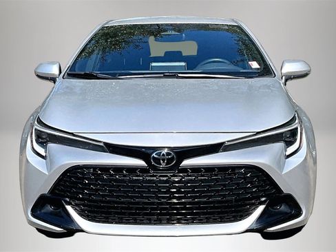 Used 2024 Toyota Corolla SE image 3