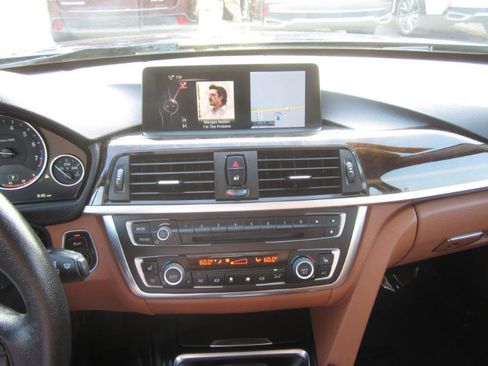 Used 2015 BMW 328i xDrive Sedan image 18