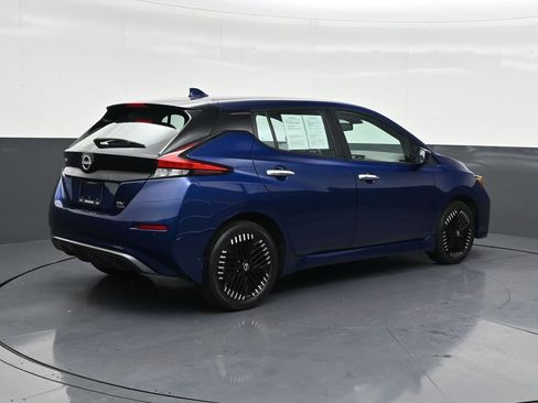 Used 2023 Nissan Leaf SV Plus image 5