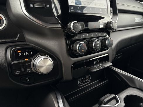 Used 2024 RAM 1500 Laramie image 18