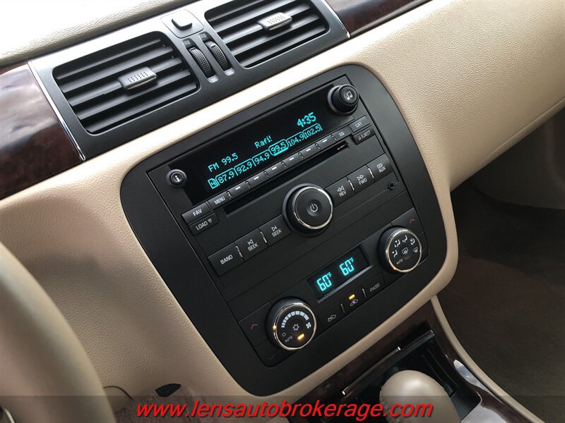 Used 2006 Buick Lucerne CXL w/ Driver Confidence Package FWD image 14