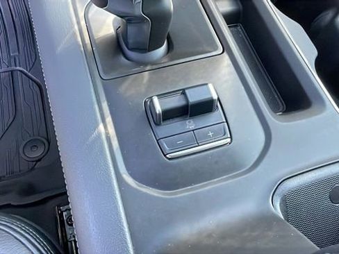 Used 2023 GMC Sierra 1500 Denali w/ Denali Reserve Package image 17