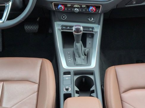 Used 2023 Audi Q3 2.0T Premium image 19