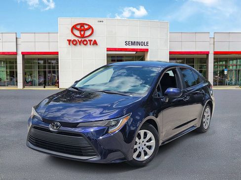 Used 2023 Toyota Corolla LE FWD image 1