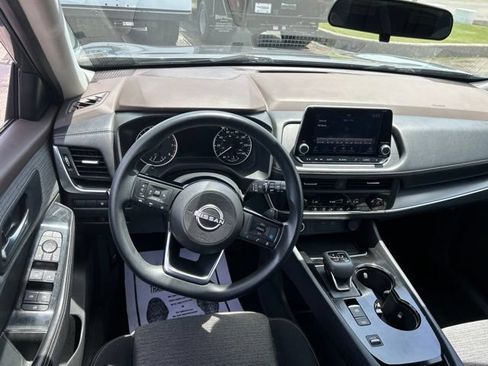 Used 2023 Nissan Rogue SV FWD image 26