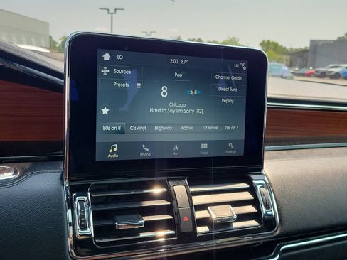 Used 2019 Lincoln Navigator Reserve AWD/4WD image 27