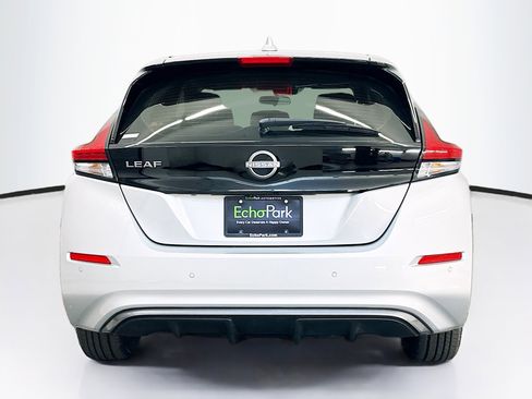 Used 2024 Nissan Leaf S image 7