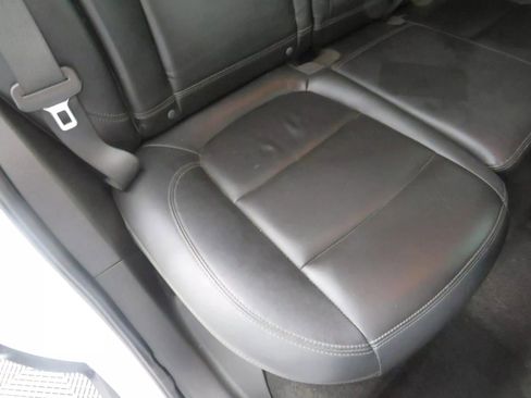 Used 2020 Buick Encore Essence AWD/4WD image 38