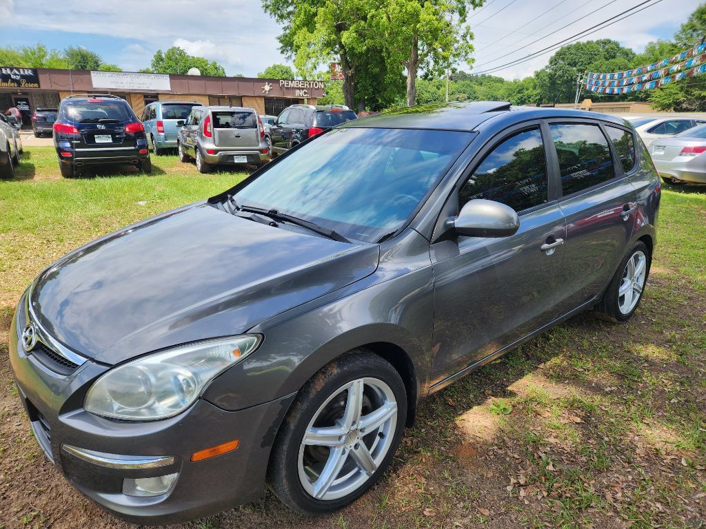Used 2009 Hyundai Elantra w/ Premium-Sport Pkg 2 FWD image 1