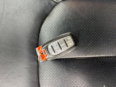 Used 2019 Chrysler Pacifica Touring-L FWD image 51