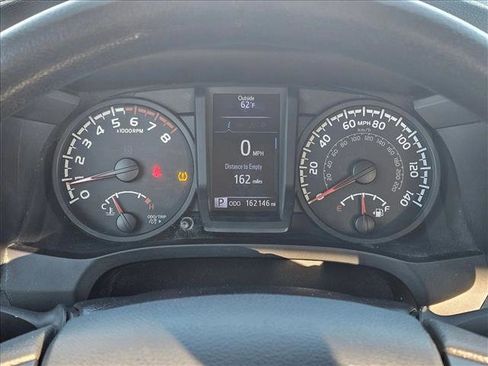 Used 2019 Toyota Tacoma SR image 10